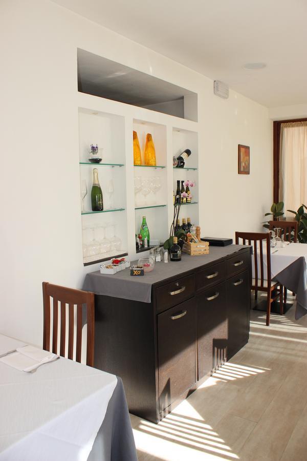Albergo Ristorante Bismantova Кастельново-не-Монти Экстерьер фото